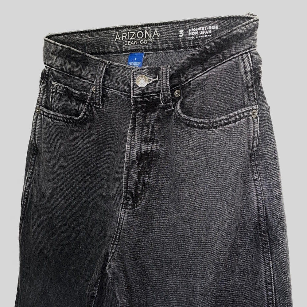 Vintage Mom jeans black straight leg